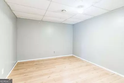 927 Slash Pine Road, Forest Park, GA 30297 - Photo 17