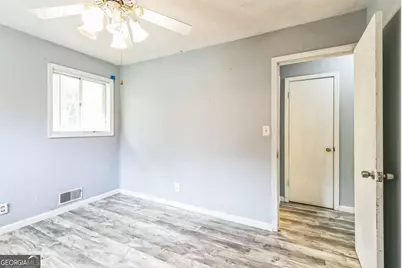 927 Slash Pine Road, Forest Park, GA 30297 - Photo 11