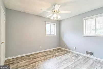 927 Slash Pine Road, Forest Park, GA 30297 - Photo 15