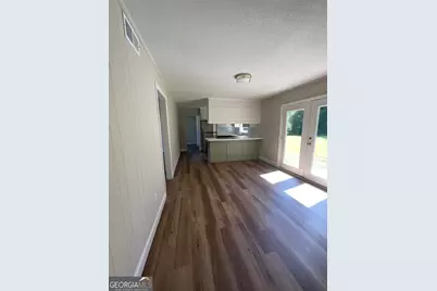 195 Hollywood Avenue, Jesup, GA 31545 - Photo 11