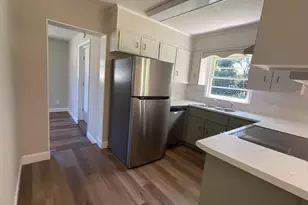 195 Hollywood Ave, Jesup, GA 31545 - Photo 25