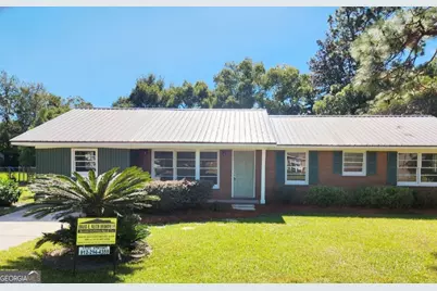 195 Hollywood Avenue, Jesup, GA 31545 - Photo 1