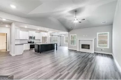 138 Sourwood Drive, Mansfield, GA 30055 - Photo 9