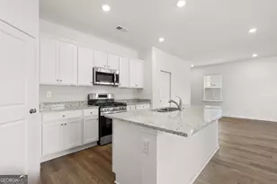 2464 Lennox Rd, Conyers, GA 30094 - Photo 7