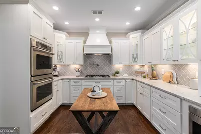 2484 Emerald Drive, Jonesboro, GA 30236 - Photo 13