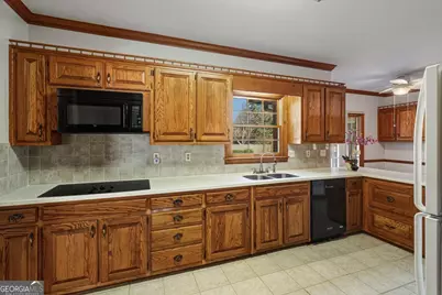 1721 Windsong Drive SW, Conyers, GA 30094 - Photo 17