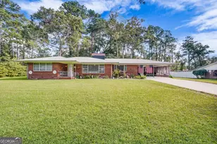 97 Azalea Ave, Garden City, GA 31408 - Photo 3