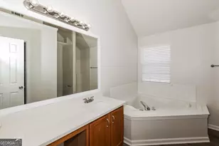 1055 Field View Dr, McDonough, GA 30253 - Photo 9