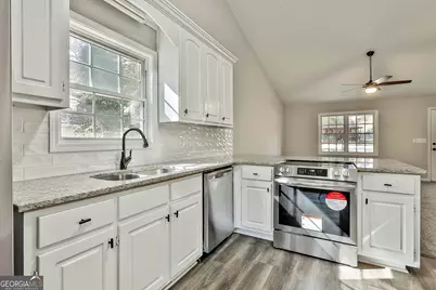 2173 S McDonough Road, Griffin, GA 30224 - Photo 17