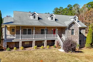 195 Twin Oaks Dr, Hampton, GA 30228 - Photo 1