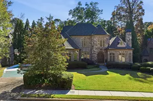 841 Camden Park Ct NE, Atlanta, GA 30342 - Photo 3