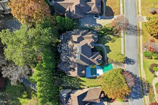 841 Camden Park Ct NE, Atlanta, GA 30342 - Photo 9