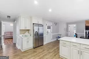 4040 Camaron Way, Snellville, GA 30039 - Photo 11