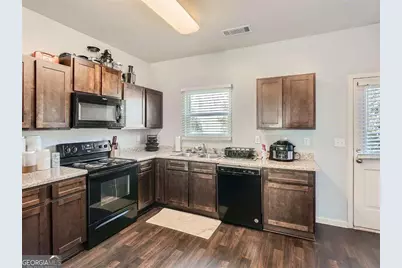 2161 Cypress Lane, Atlanta, GA 30331 - Photo 7