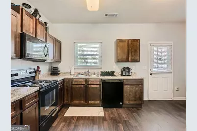 2161 Cypress Lane, Atlanta, GA 30331 - Photo 9