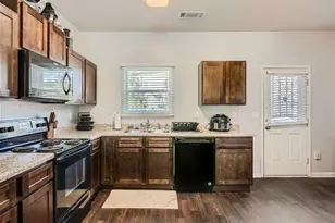 2161 Cypress Ln, Atlanta, GA 30331 - Photo 9