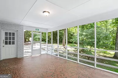 140 Old Fairburn Close SW, South Fulton, GA 30331 - Photo 11