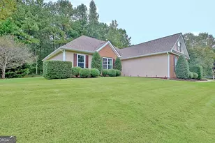 21 Wellington Mnr Dr, Sharpsburg, GA 30277 - Photo 3