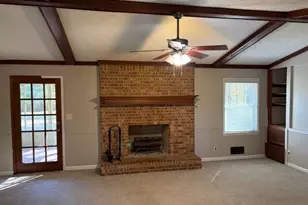 185 Redwood Cir, Fayetteville, GA 30214 - Photo 3