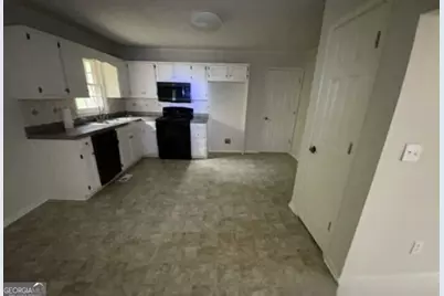 142 Tyler Lane, Carrollton, GA 30117 - Photo 5