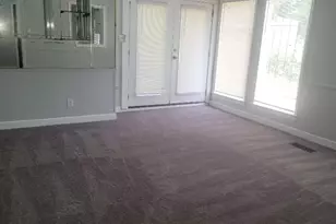 2469 Romain Way, East Point, GA 30344 - Photo 5