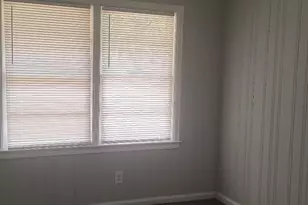 2457 Old Colony Rd, East Point, GA 30344 - Photo 5