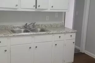 2457 Old Colony Rd, East Point, GA 30344 - Photo 7