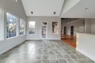 221 Lyman Hall, Savannah, GA 31410 - Photo 7