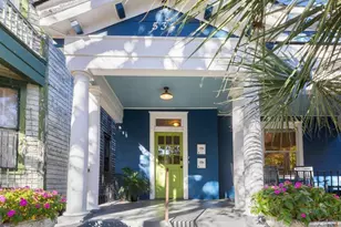 534 E Waldburg St, Savannah, GA 31401 - Photo 3
