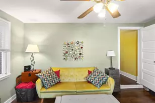 534 E Waldburg St, Savannah, GA 31401 - Photo 21