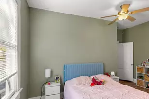 534 E Waldburg St, Savannah, GA 31401 - Photo 33