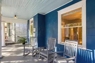 534 E Waldburg St, Savannah, GA 31401 - Photo 5