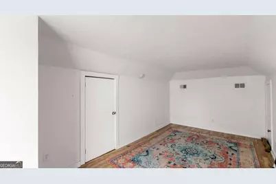 534 E Waldburg Street, Savannah, GA 31401 - Photo 27