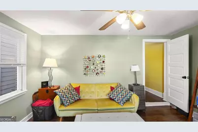 534 E Waldburg Street, Savannah, GA 31401 - Photo 21