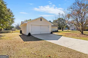 108 Water Dr, Warner Robins, GA 31088 - Photo 3