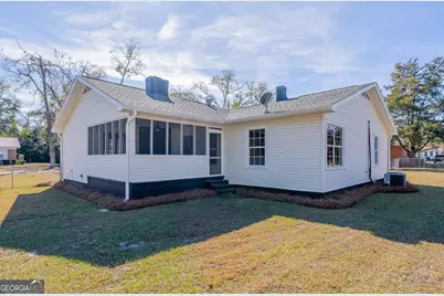 322 McGregor Street, Blackshear, GA 31516 - Photo 5