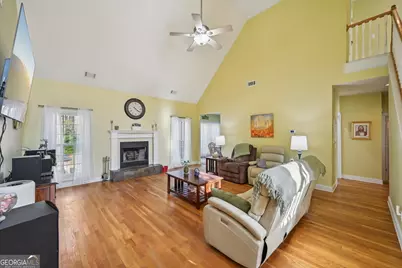 572 Harbour Shores Drive, Jackson, GA 30233 - Photo 5