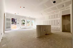 5423 Biltmore Dr, Atlanta, GA 30349 - Photo 3