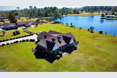 393 Douglas Highway, Hazlehurst, GA 31539 - Photo 3