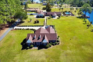 393 Douglas Hwy, Hazlehurst, GA 31539 - Photo 1