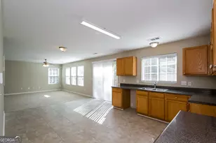 5677 Sable Way, Atlanta, GA 30349 - Photo 9