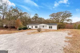 1384 Pocket Rd, Braselton, GA 30517 - Photo 5