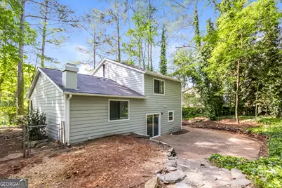 733 Emerald Forest Circle, Lawrenceville, GA 30044 - Photo 15