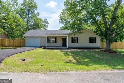 117 Royal Circle #-, Fitzgerald, GA 31750 - Photo 1