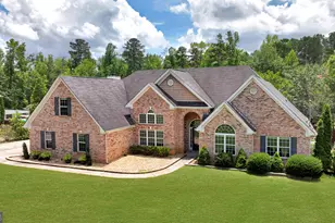 2022 Standing Rock Rd, Senoia, GA 30276 - Photo 1