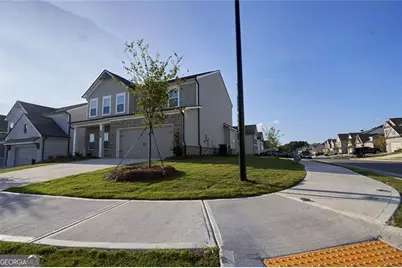 305 Sterling Creek Way, Loganville, GA 30052 - Photo 3