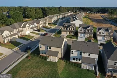 305 Sterling Creek Way, Loganville, GA 30052 - Photo 9