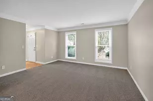 3881 Wolverton Cir, Lithonia, GA 30038 - Photo 9