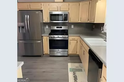 501 Owens Springs Lane, McDonough, GA 30252 - Photo 3