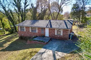 38 Parkwood Cir NE, Rome, GA 30161 - Photo 1